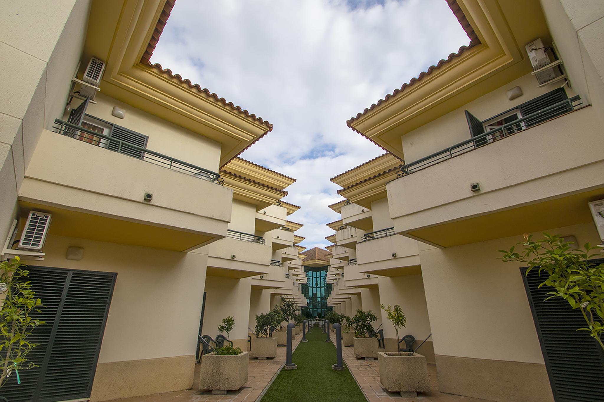 Hospedium Hotel Apartamentos Simon Verde Mairena del Aljarafe Exterior photo